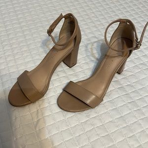 KELLY AND KATIE NUDE HEELS